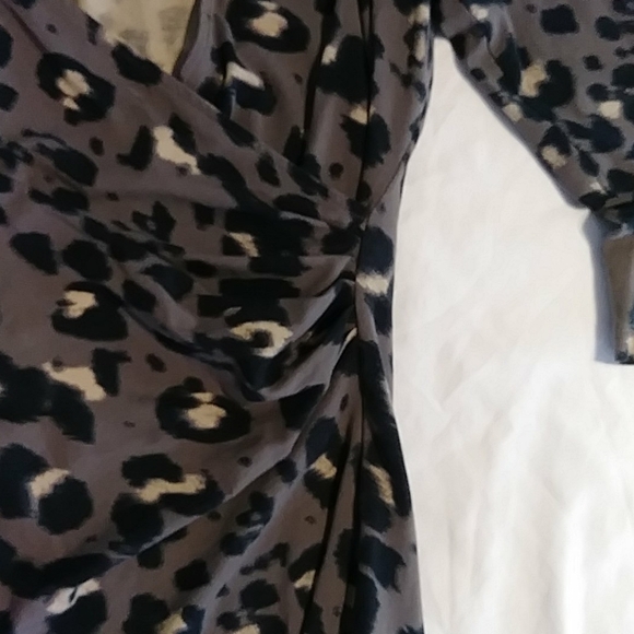 Ann Taylor top - Picture 2 of 5